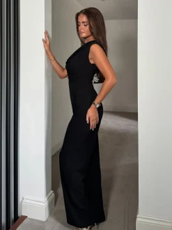 Girl In Mind - Donna jumpsuit met asymmetrische halslijn