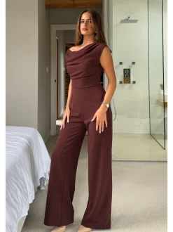 Girl In Mind - Donna jumpsuit met asymmetrische halslijn