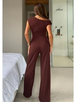 Girl In Mind - Donna jumpsuit met asymmetrische halslijn