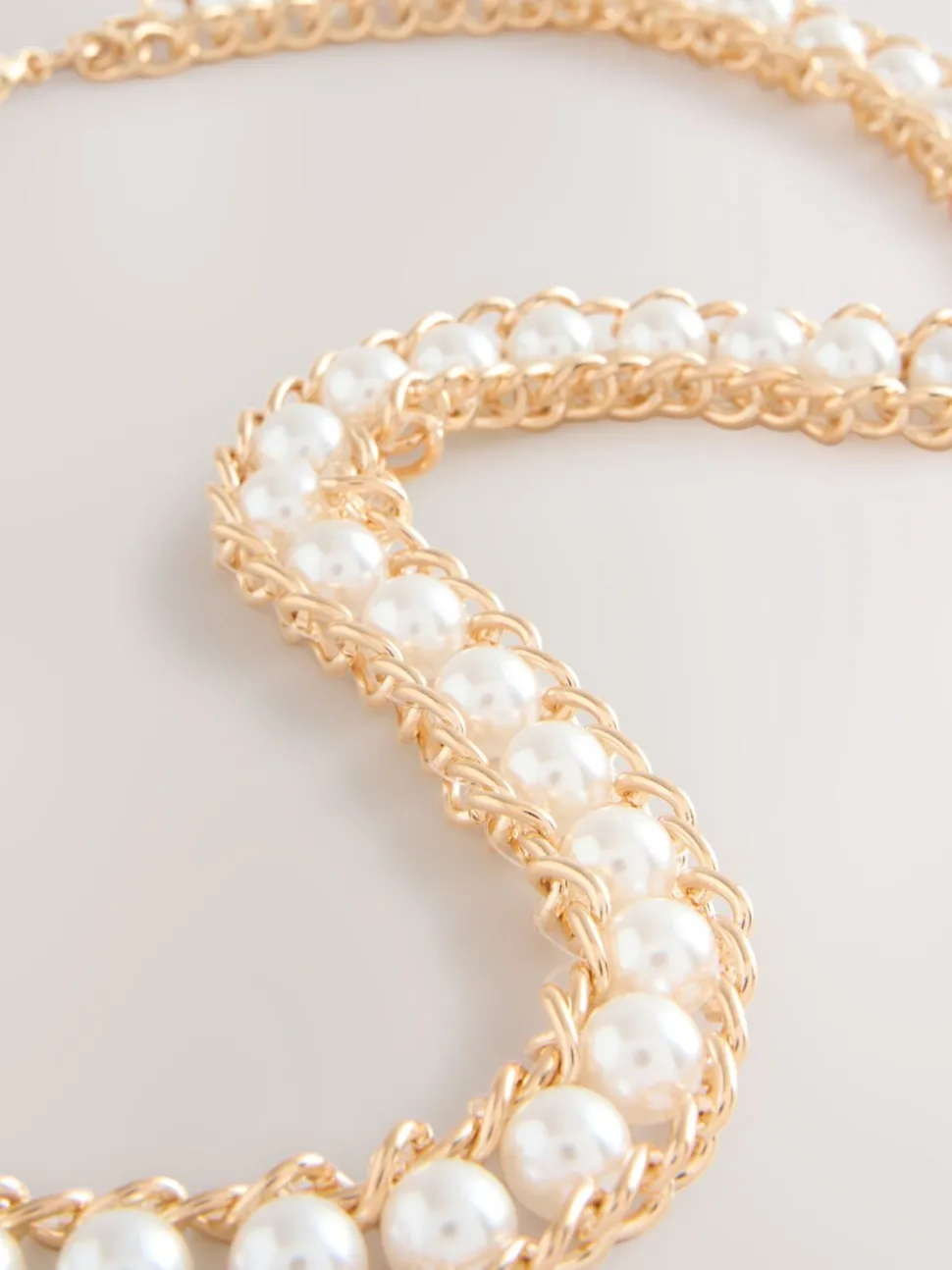Gold Tone Pearl Bead - Kettingriem