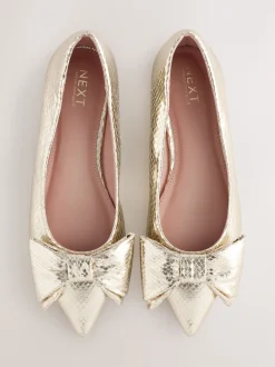 Goud - Ballerina's met spitse neus en strik