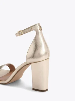 Goud - Carvela Capo sandalen met blokhak