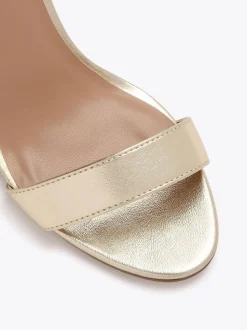 Goud - Carvela Capo sandalen met blokhak