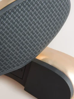 Goud - Forever Comfort® leren T-Bar Mary Jane-schoenen