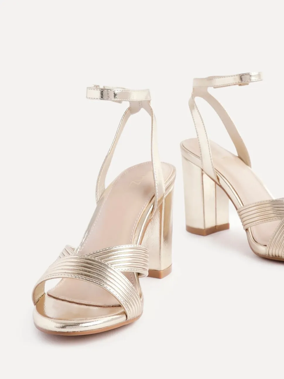 Goud - Linzi City sandalen met blokhak en geribbelde voorband