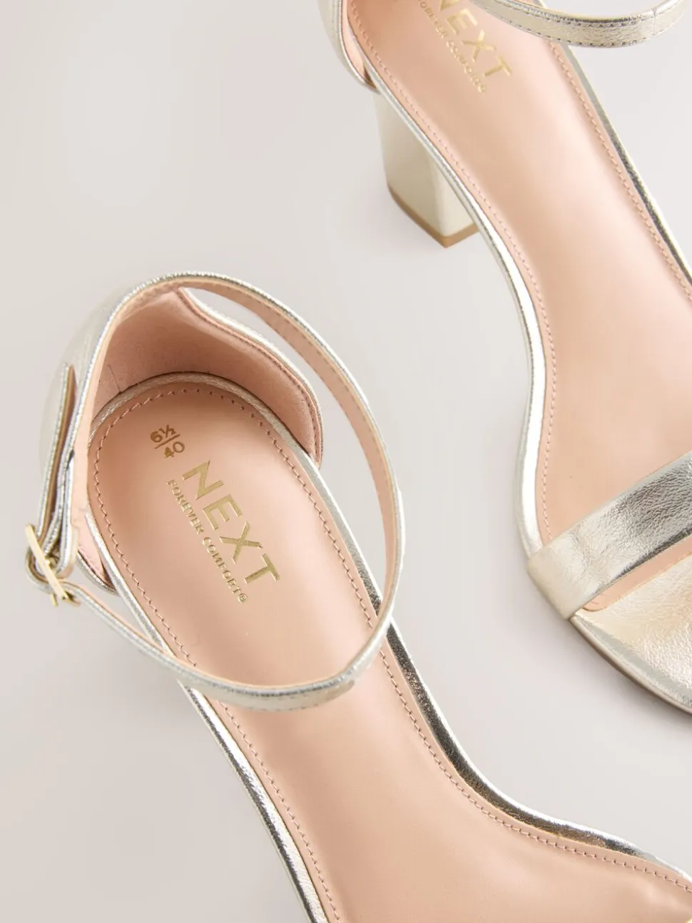 Goud - Sandalen met blokhak
