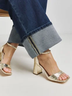 Goud - Simply Be Barely There Block Heel Sandals In Wide Fit