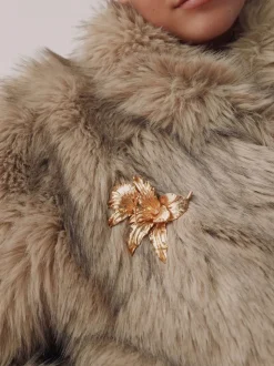 Goudkleurig - Bloemvormige broche