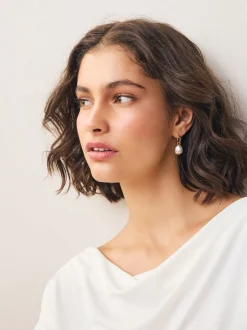 Goud-/zilverkleurig - Facetted Bead Drop Hoop Earrings