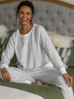 Grijs - Pour Moi pyjamaset van zacht fleece sweatshirt en joggingbroek