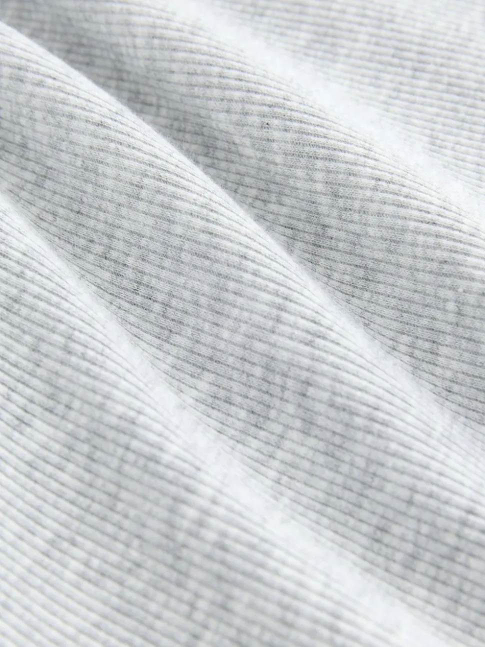 Grijs - self. Aansluitend geribbeld T-shirt