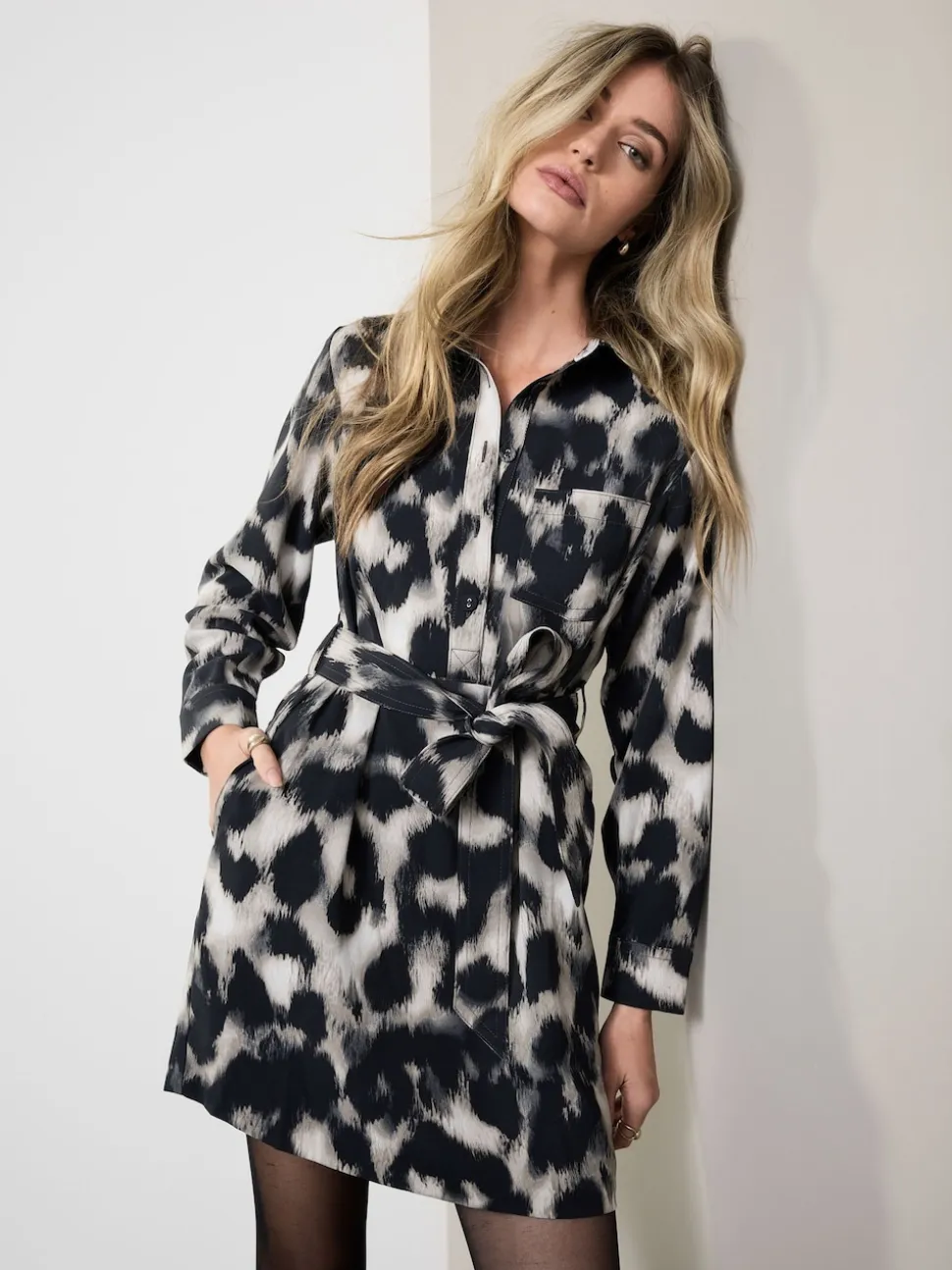 Grijs met luipaardprint - Mini Long Sleeve Tie Waist Shirt Dress