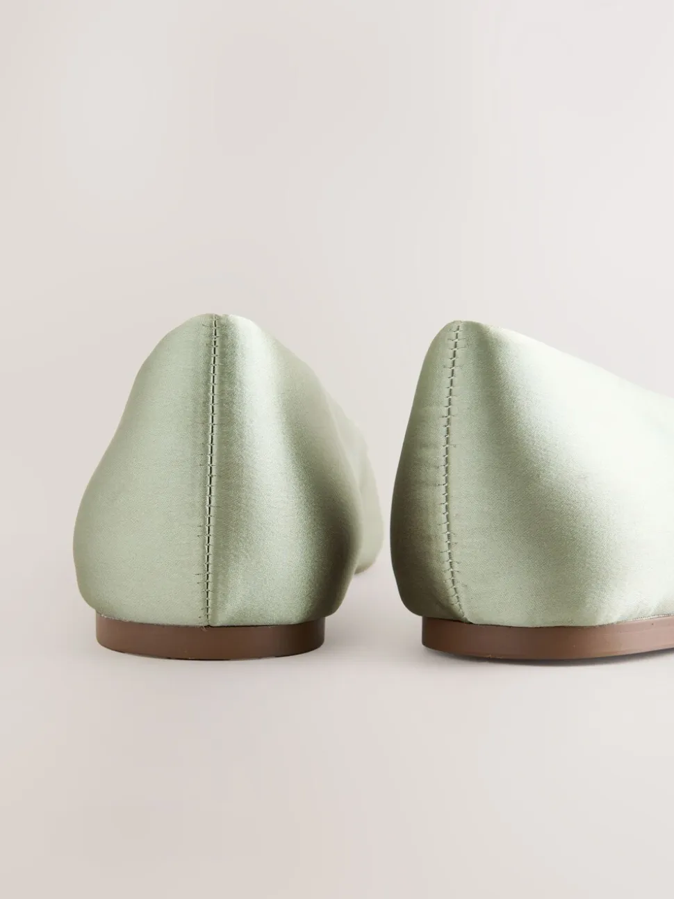 Grijs-groen - Ballerina's met pareleffect en strikdetail voor bruidsmeisjes