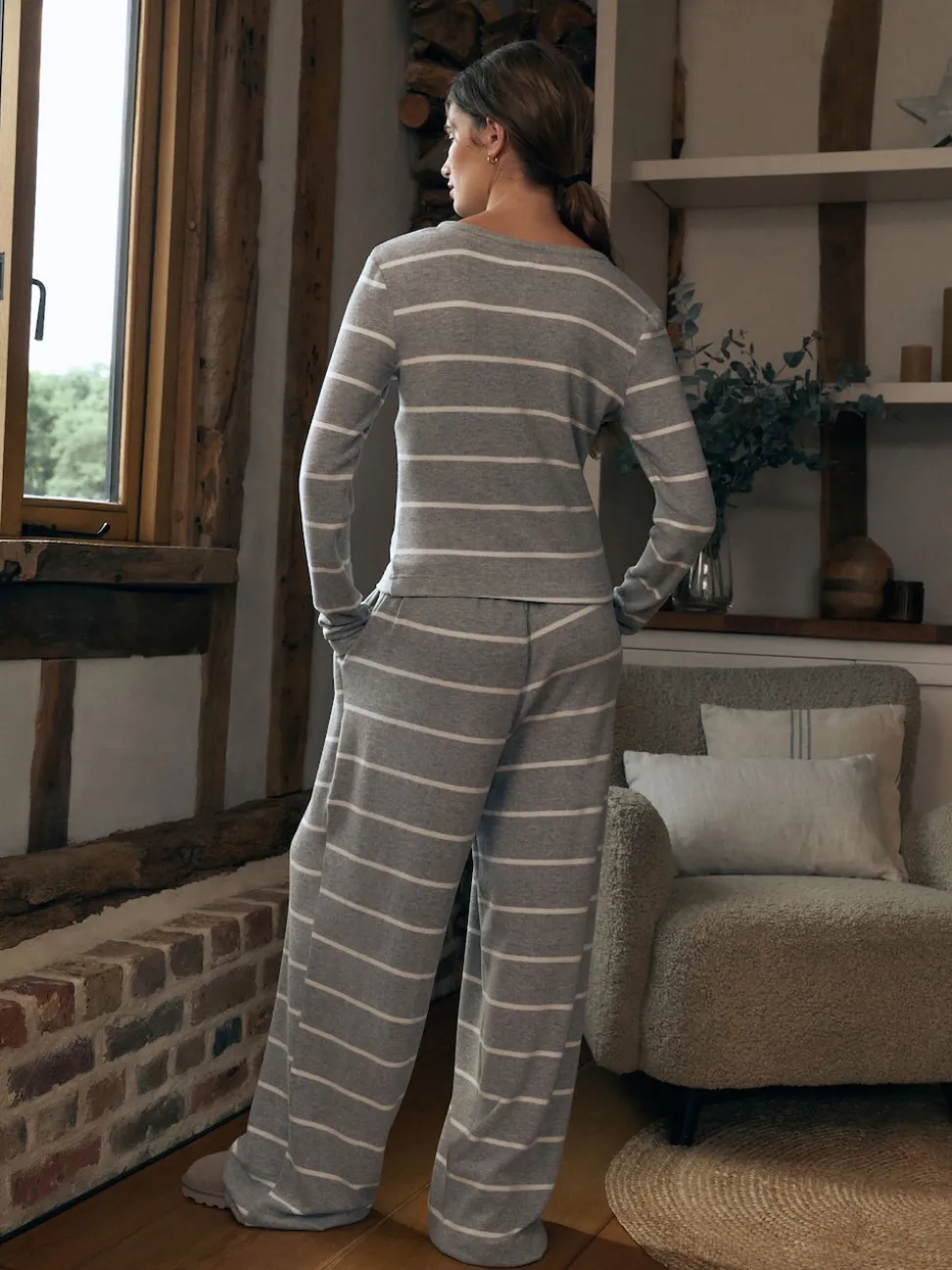 Grijze streep - Behaaglijke pyjama met lange mouwen