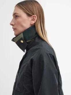 Groen - Barbour® Cropped Beadnell Wax Jacket