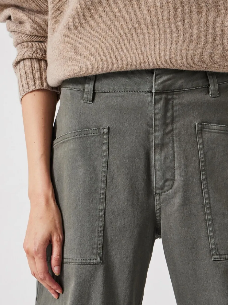 Groen - Hush Cordi Barrel Leg Trousers