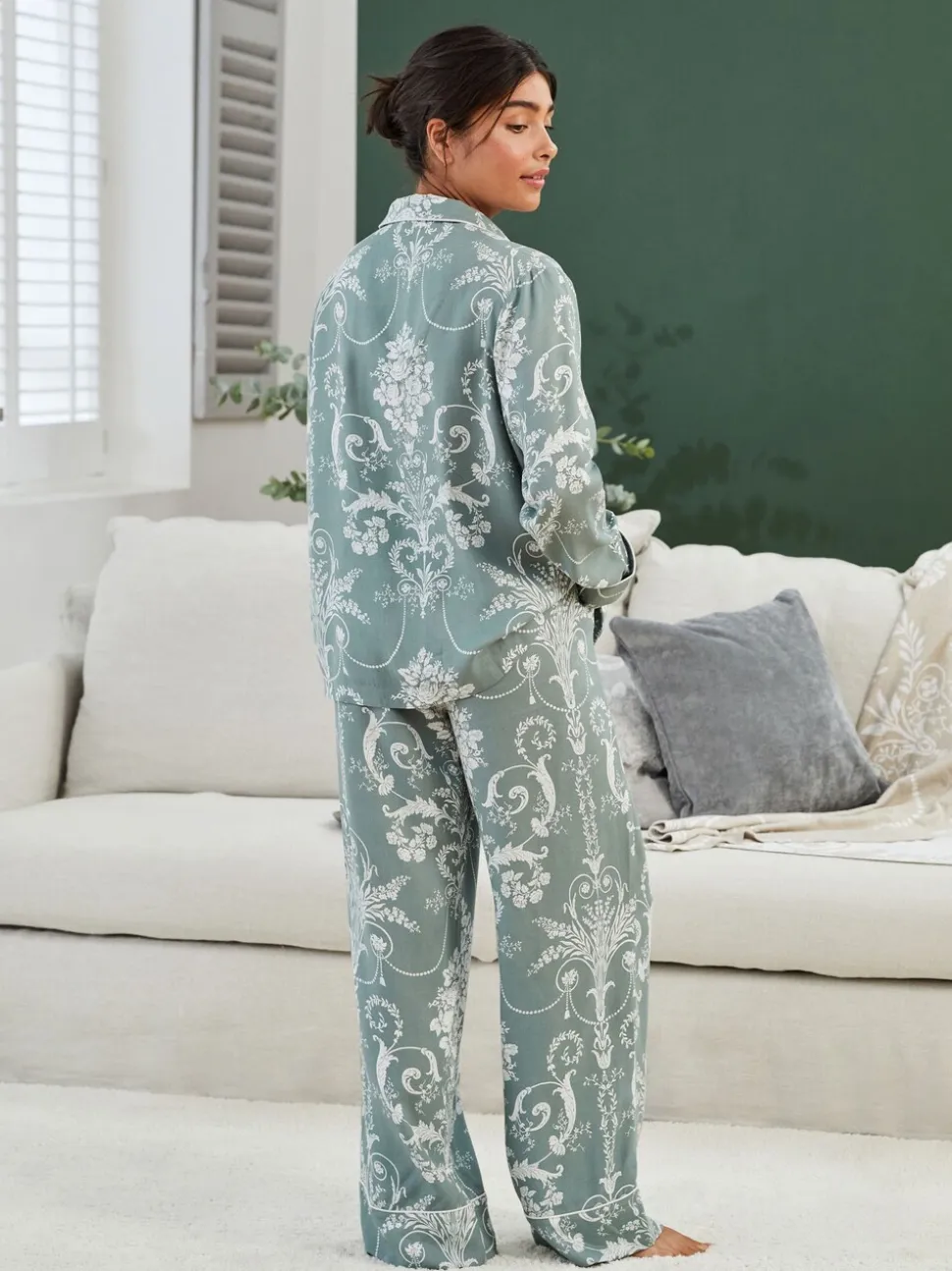 Groen - Laura Ashley Josette pyjama met knopen