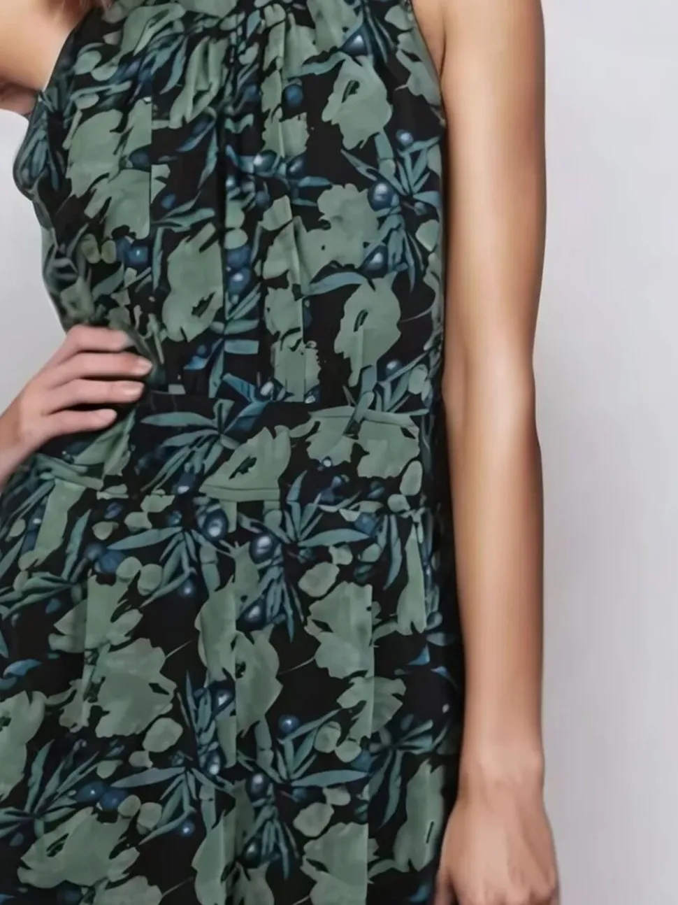 Groen - Religion Crew Wide Leg Jumpsuit in Abstract Façade Print