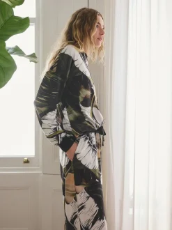 Groen met bladerprint - Behaaglijke pyjama met lange mouwen