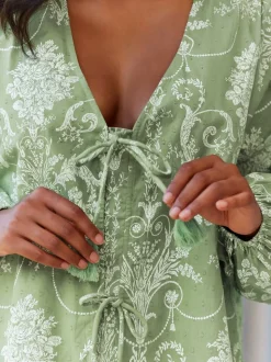 Groene Josette - Laura Ashley katoenen strandtuniek met Stropdas voorkant