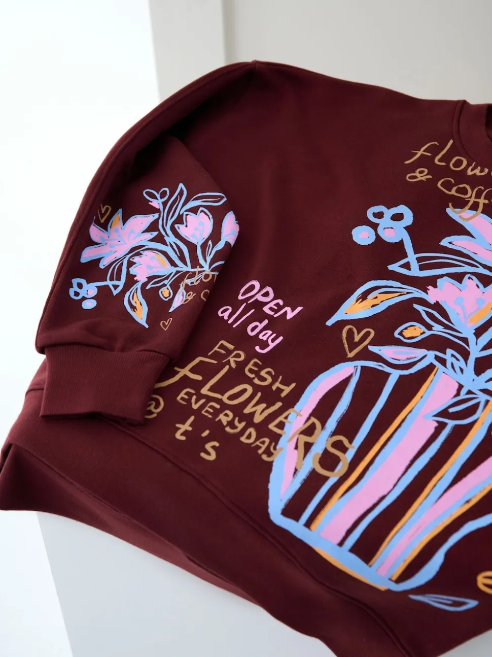 Here for the T Floral Vase Graphic Oversized Crew Neck Sweatshirt