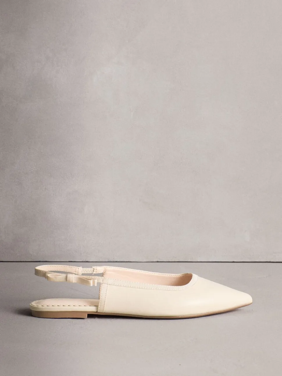 Ivoor - Forever Comfort® Point Toe Bow Back Slingback Flats