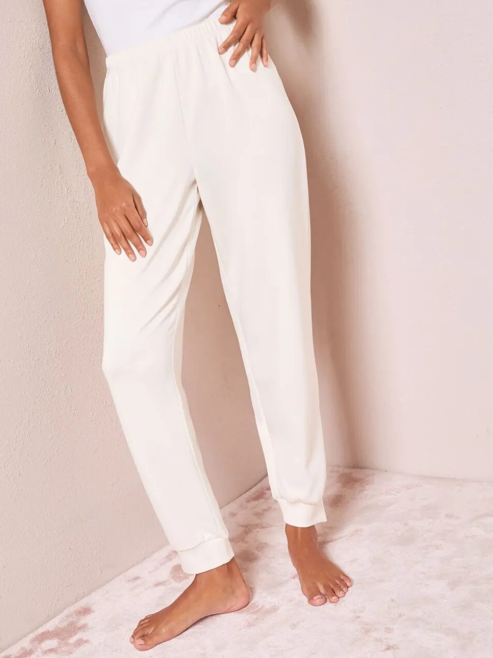 Ivoor - Friends Like These Premium Jogger Pyjama Bottoms