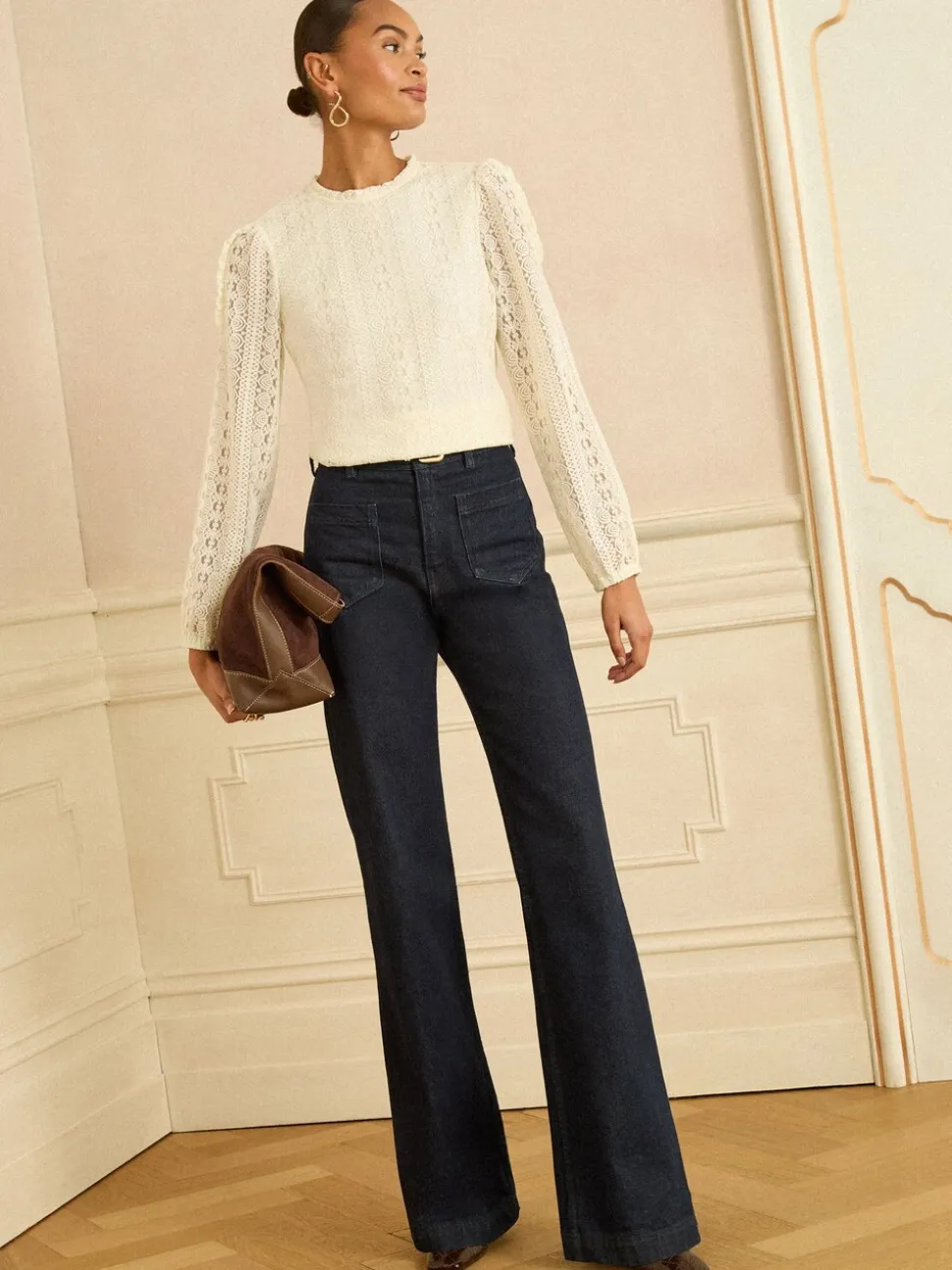 Ivoor - Love & Roses Long Sleeve Lace Top