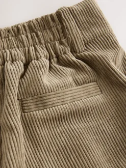 Kakigroen - Corduroy broek met wijde pijpen