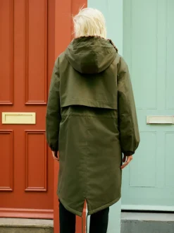 Kakigroen - Parka met imitatiebontvoering met dierenprint