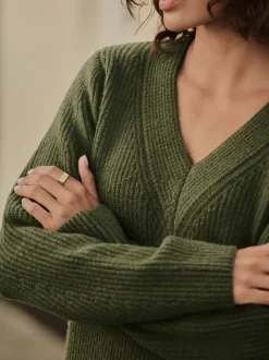 Kakigroen - Super Soft V-Neck Midi Dress With Wool