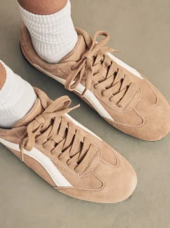 Kameelkleurig suède - Forever Comfort® Leather Slimsole Lace-Up Trainers
