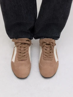 Kameelkleurig suède - Forever Comfort® Leather Slimsole Lace-Up Trainers