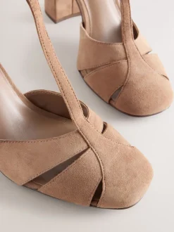 Kameelkleurig suède - Leren schoenen met uitsnijding, T-bandje en blokhakken met ronde neus