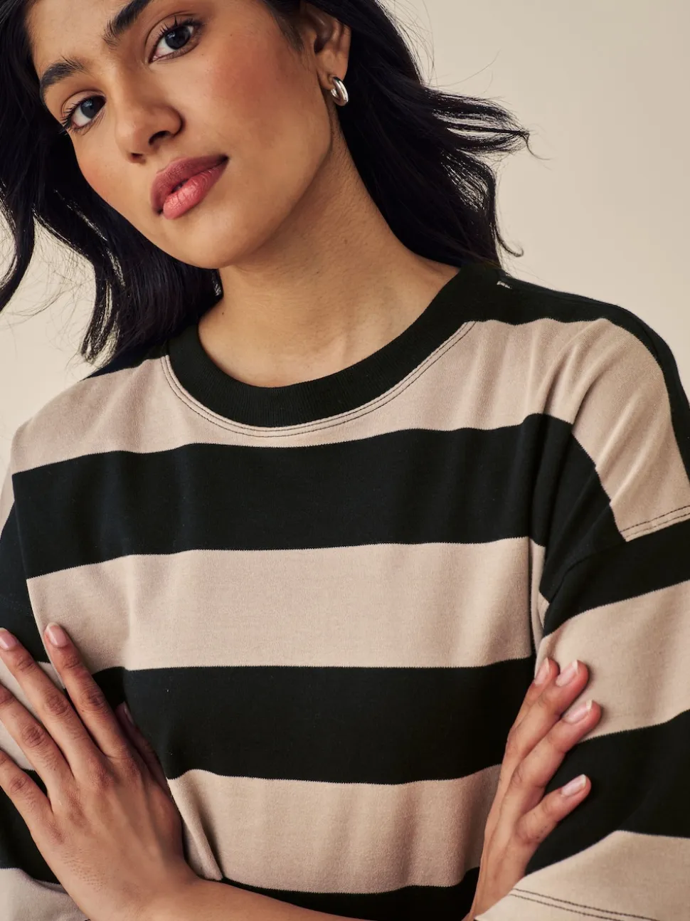 Kiezelkleurige neutrale streep - Boxy oversized T-shirt met relaxte pasvorm van zware stof en ronde hals