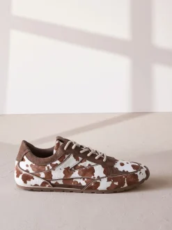 Koeienprint - Slim Premium Leren Trainers met Vetersluiting
