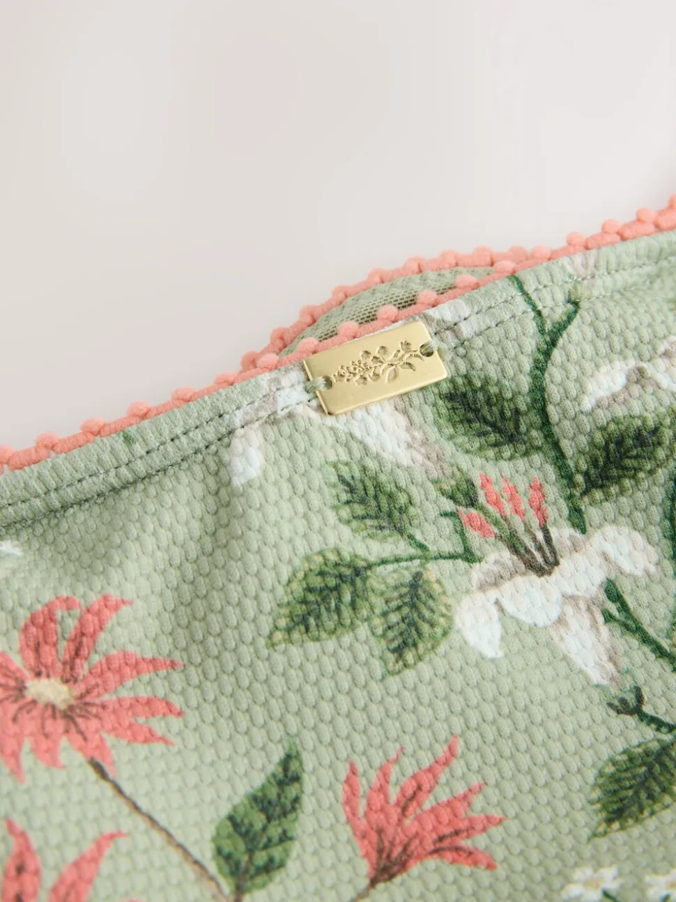 Laura Ashley hoog uitgesneden bikinibroekje
