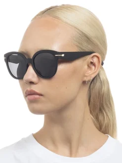 Le Specs Capacious Sunglasses