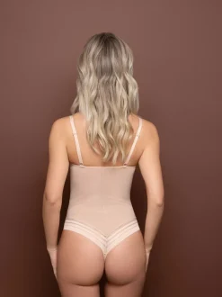Licht beige - Bye Bra - Powermesh stringbody
