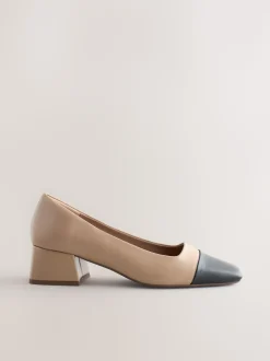 Licht beige - Forever Comfort® Toe Cap Low Block Court Heels