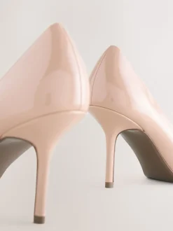 Licht beige - Forever Comfort® Point Toe Court Heels