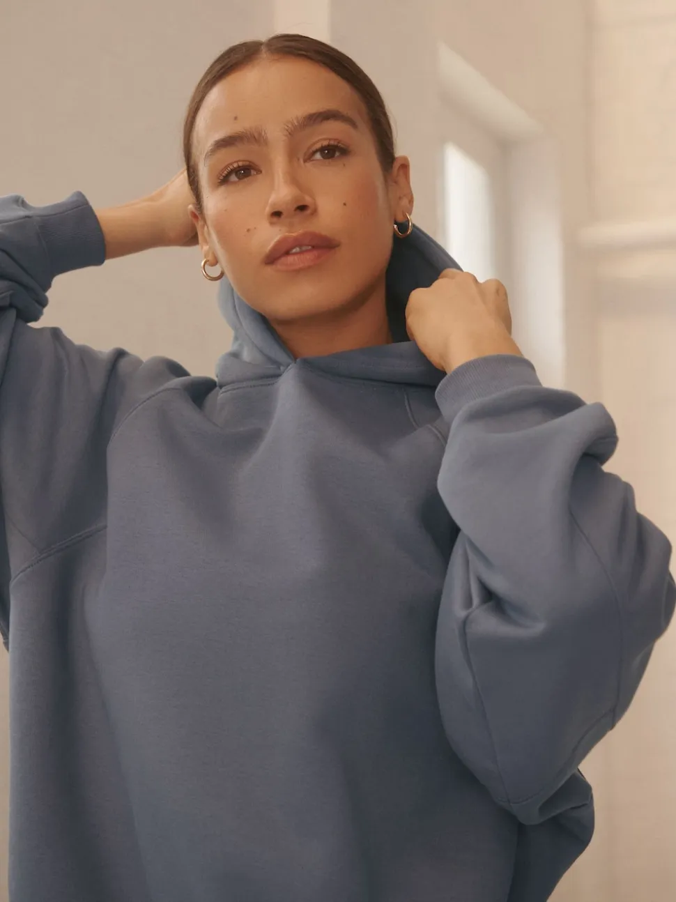 Lichtblauw - Relaxte zware hoodie met normale lengte