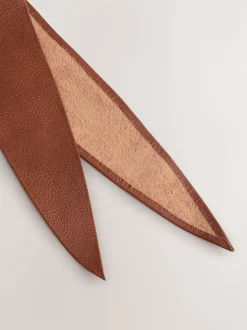 Lichtbruin - Brede leren riem met knoopdetail