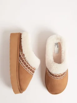 Lichtbruin - Friends Like These Faux Fur Cuff Embroidered Tape Nightwear Mule Slippers