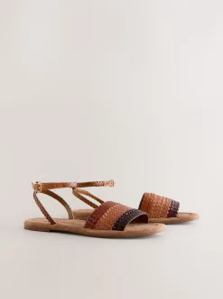 Lichtbruin - Geweven platte sandalen