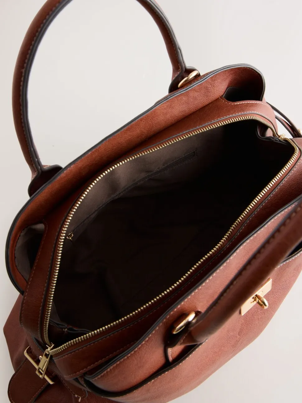 Lichtbruin - Grote shopper met bedeltjes