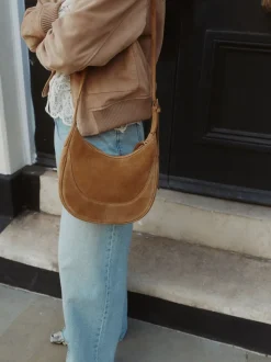 Lichtbruin - Leather Scoop Cross Body Bag