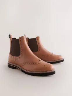 Lichtbruin leer - Forever Comfort® Brogue Detail Chelsea Boots