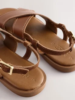 Lichtbruin leer - Gestikte sandalen met hielbandje