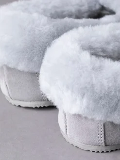 Lichtgrijs - Lakeland leren mocassins met schapenvacht voor dames